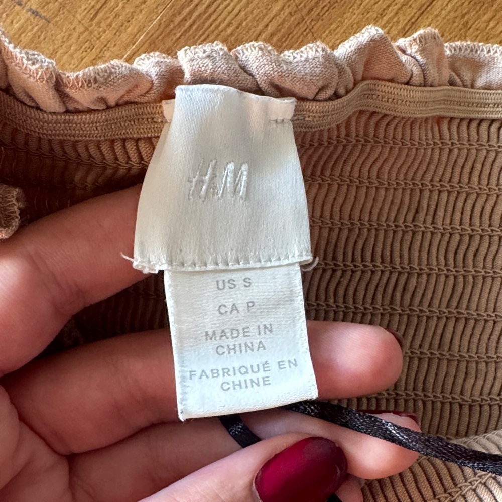 H&M Tan Ruffled Tube Top - Picture 2 of 3